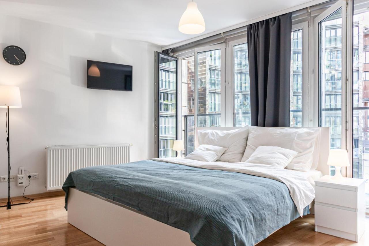 Gasometer Apartment - Designer Building With Amazing View ウィーン エクステリア 写真