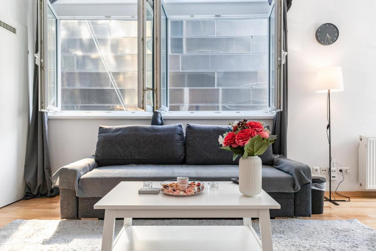 Gasometer Apartment - Designer Building With Amazing View ウィーン エクステリア 写真